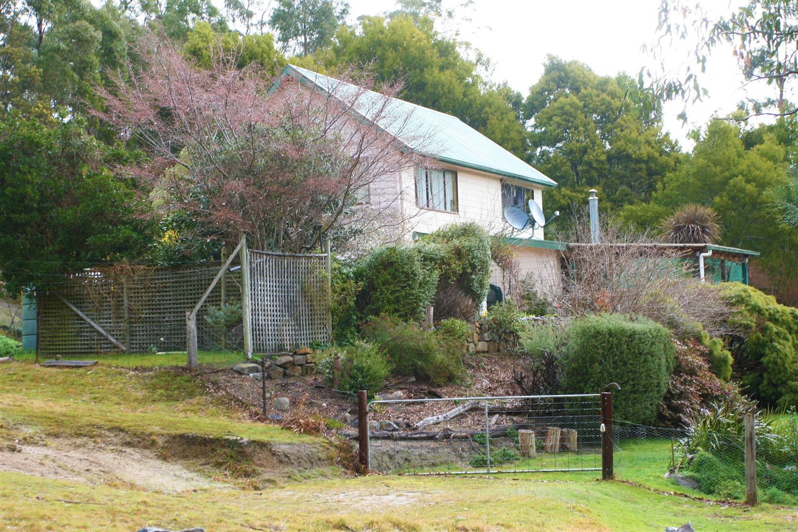27355 Tasman Highway, Goulds Country Property History & Address
