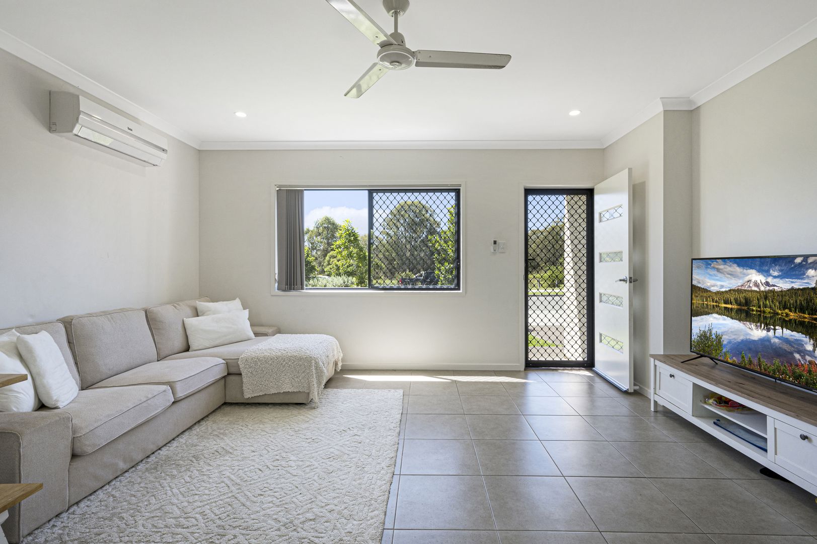 84/70 Bettson Boulevard, Griffin QLD 4503, Image 2