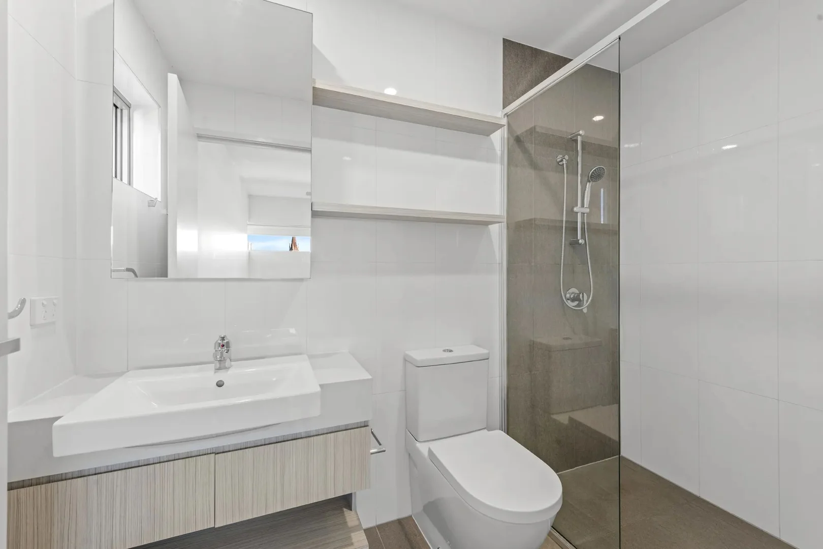 Additional image 6 of 704/8 Dickens St, Spring Hill QLD 4000