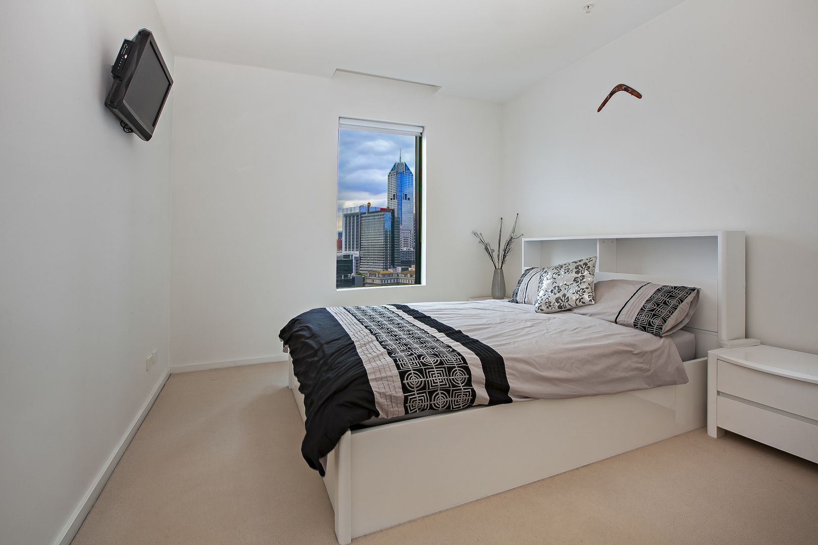 1705/60 Siddeley Street, Docklands VIC 3008, Image 2