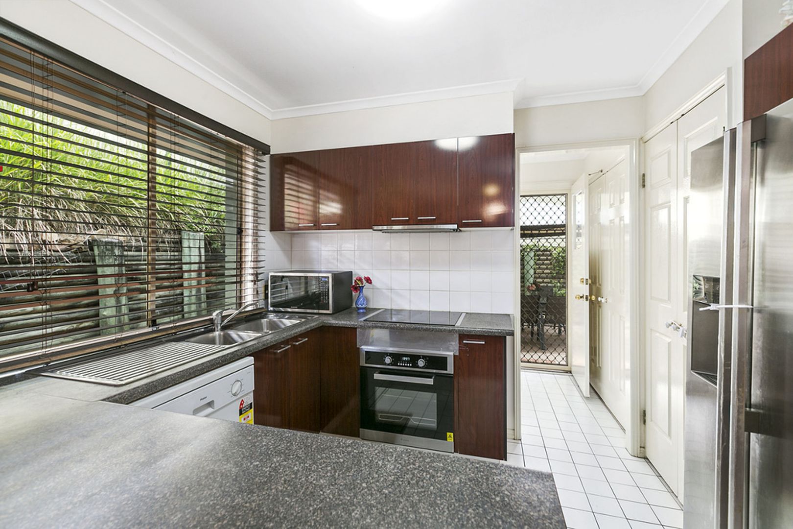 7/105 Richmond Road, Morningside QLD 4170, Image 2