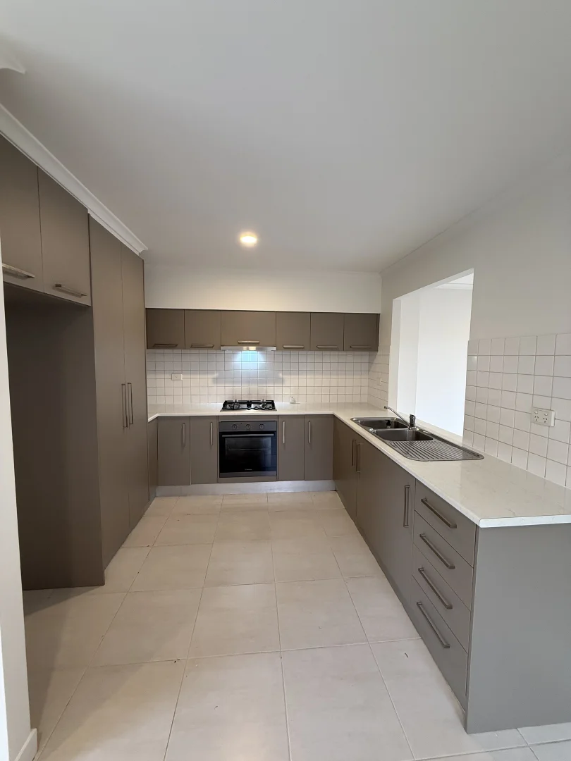 Additional image 3 of 6/28 Bordeaux Street, Avondale Heights VIC 3034