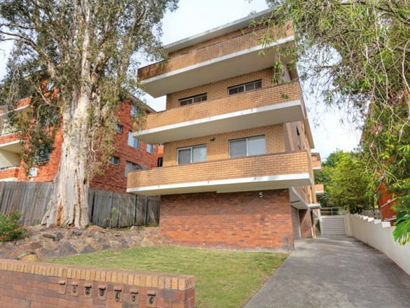 1/5 Short Street, Carlton NSW 2218