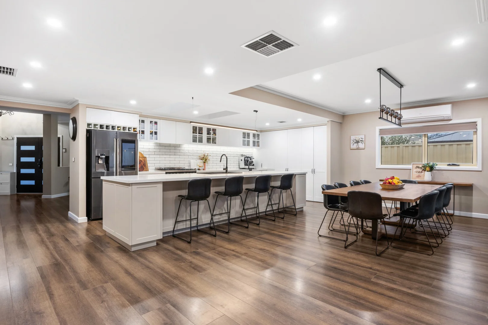 Additional image 4 of 19 Rose Hedge Drive, Sydenham VIC 3037