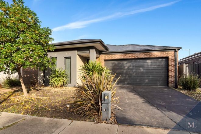 Picture of 15 Saltmarsh Crescent, POINT COOK VIC 3030