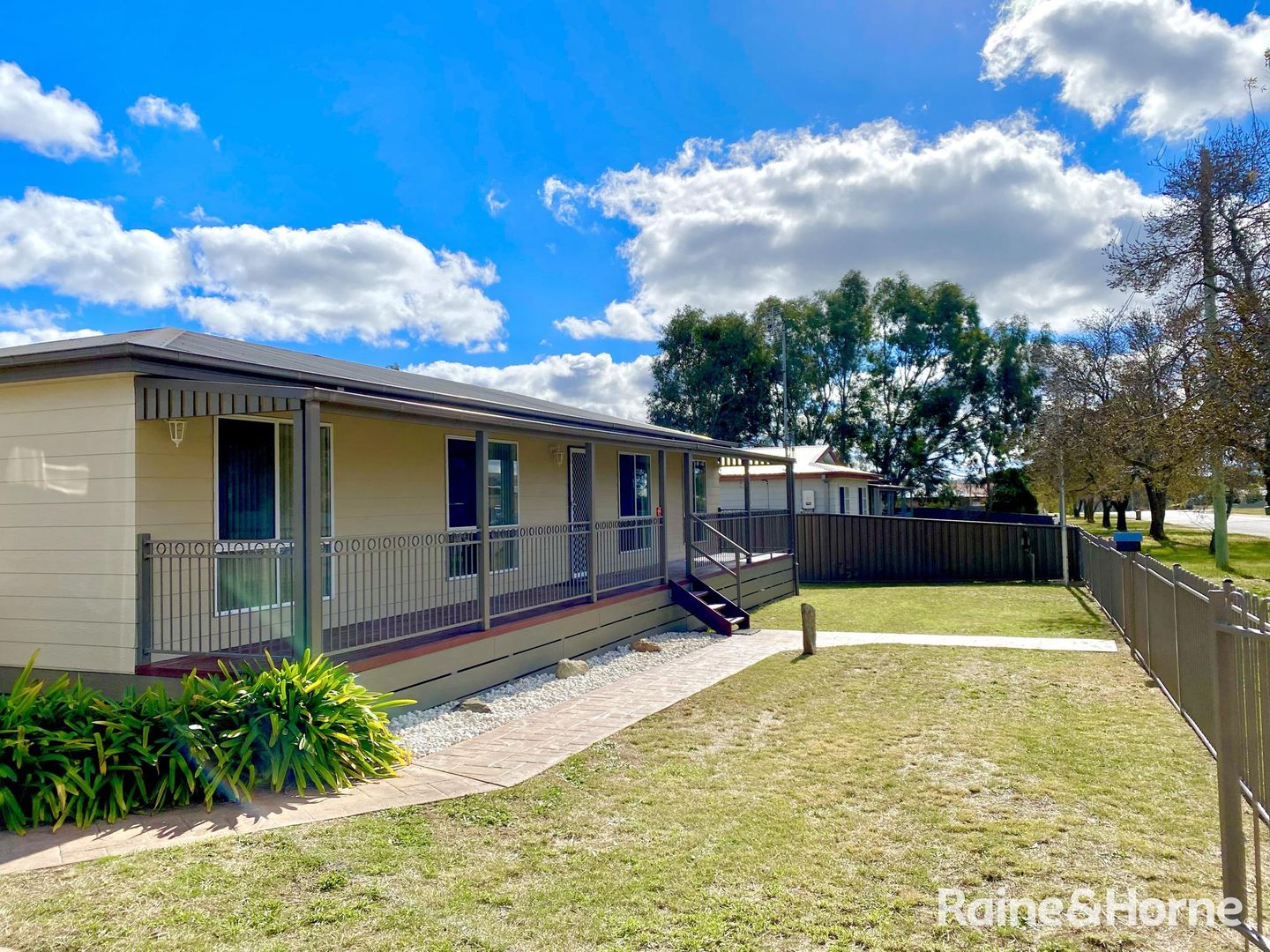 43 Ford Street, Boorowa NSW 2586, Image 1