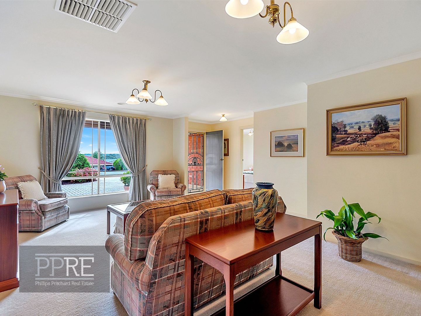 Sold 19 Petworth Parade, Greenwith SA 5125 on 17 Jun 2023 2018539047