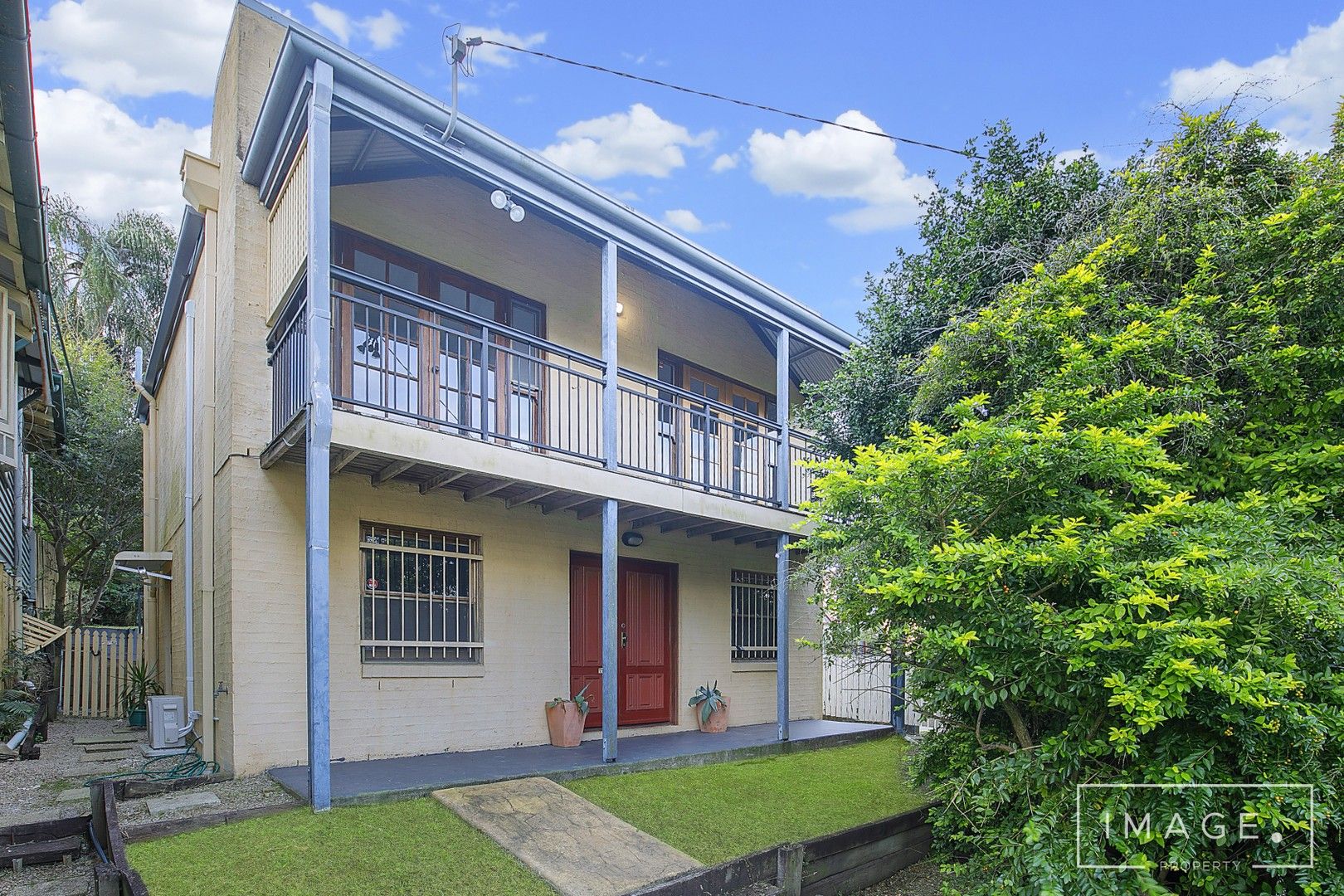 4 bedrooms House in 180 Herston Rd HERSTON QLD, 4006