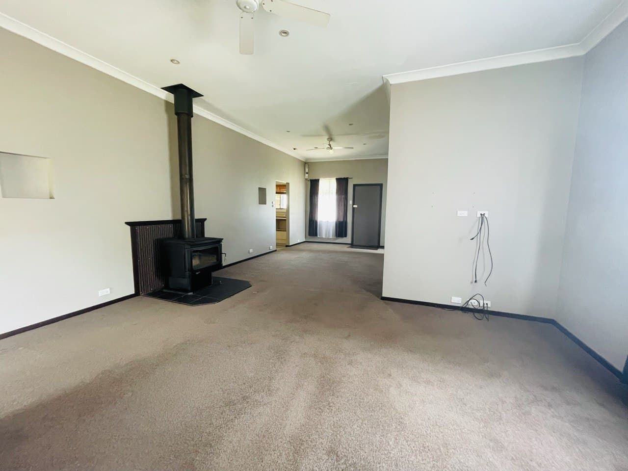 15 Innes Street, Condobolin NSW 2877, Image 2