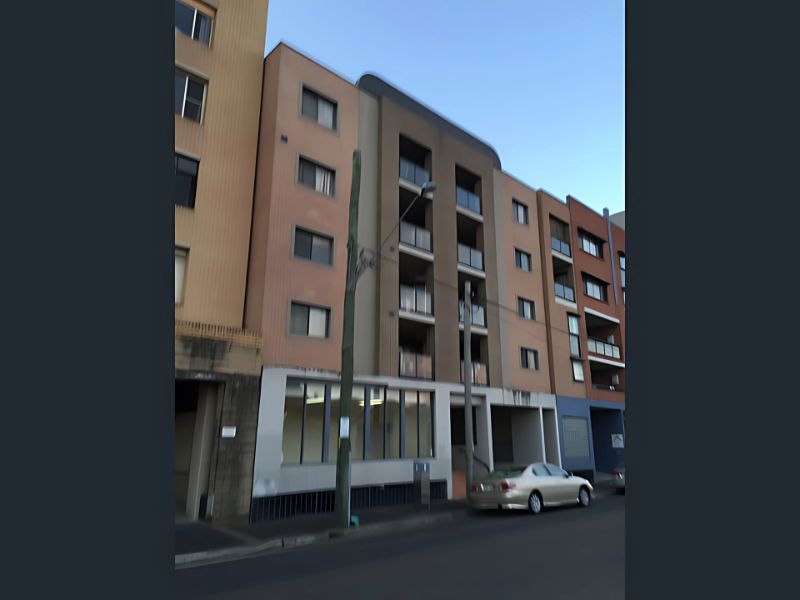 2 bedrooms Apartment / Unit / Flat in 10/8-10 Kendall St HARRIS PARK NSW, 2150