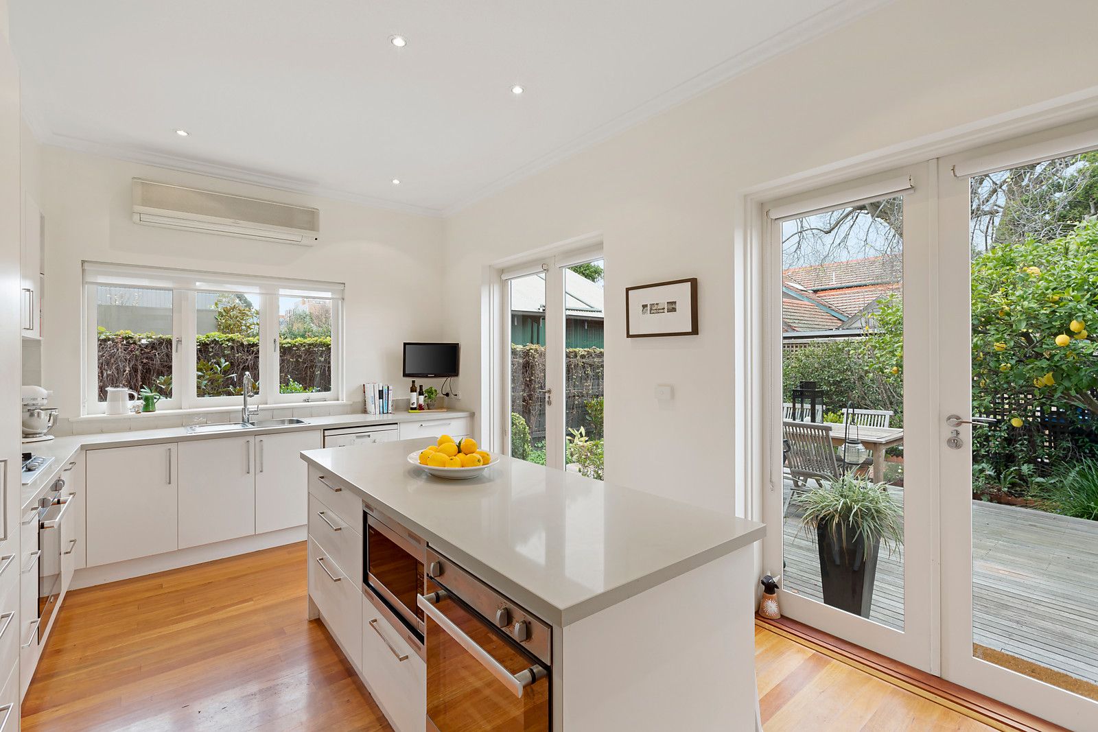 34 Mckinley Avenue, Malvern VIC 3144, Image 2