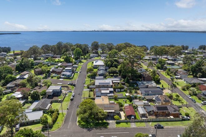 Picture of 8 Grevillea Crescent, BERKELEY VALE NSW 2261