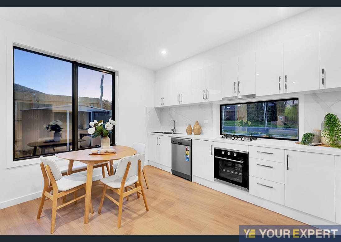 3 bedrooms Townhouse in 4/46 Sweeney Drive NARRE WARREN VIC, 3805