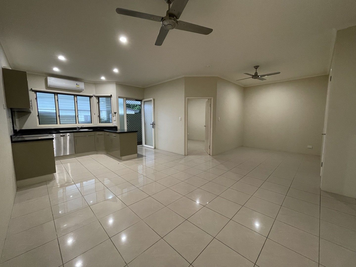 Unit 17/22 Wongaling Beach Rd, Wongaling Beach QLD 4852, Image 0