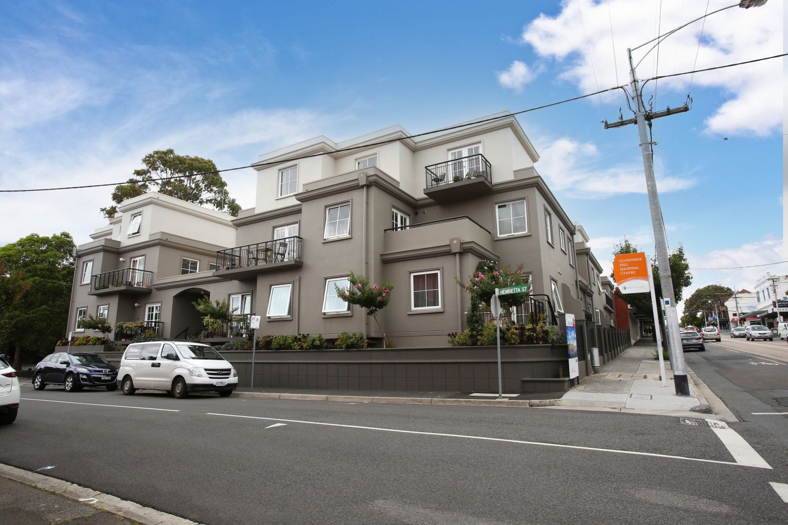 18/2 Henrietta Street, Hawthorn Property History & Address Research