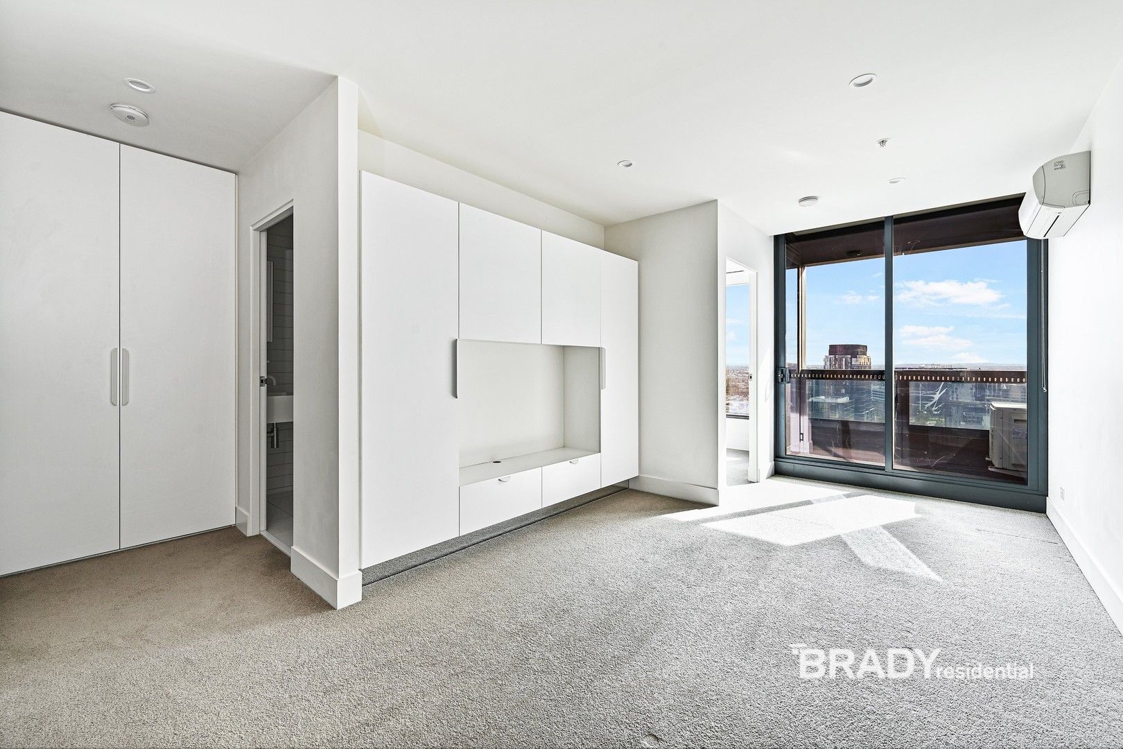 2 bedrooms Apartment / Unit / Flat in 2301/500 Elizabeth Street MELBOURNE VIC, 3000