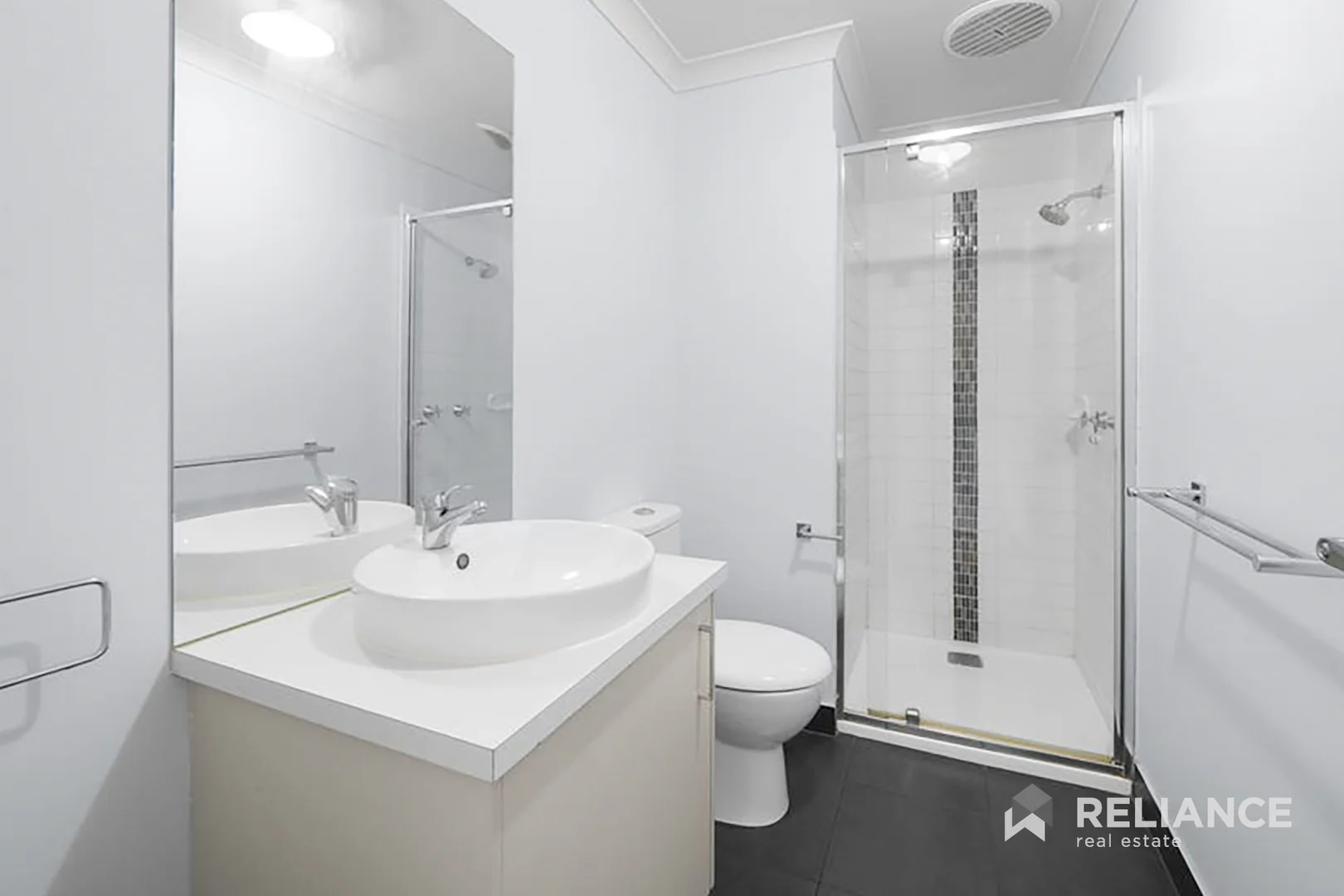 Additional image 9 of 27 Treeve Parkway, Werribee VIC 3030