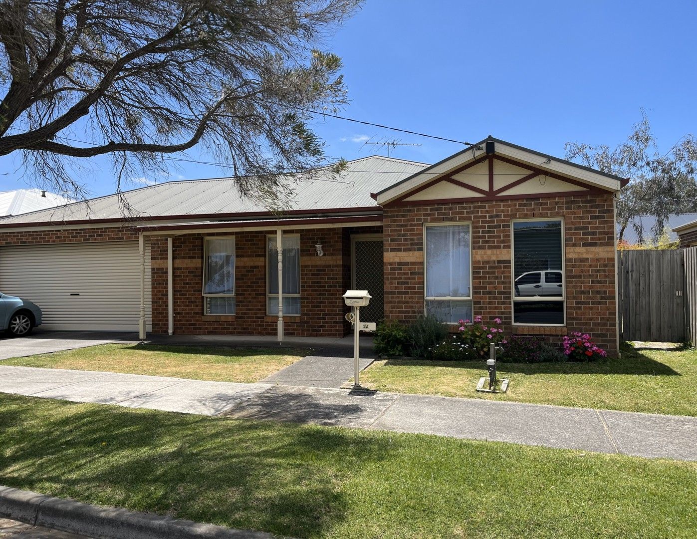 3 bedrooms House in 2a Marlborough Street HERNE HILL VIC, 3218