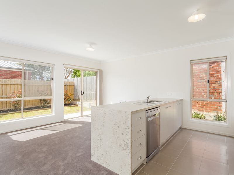 2/15 Parkway Place, Clifton Springs VIC 3222, Image 1