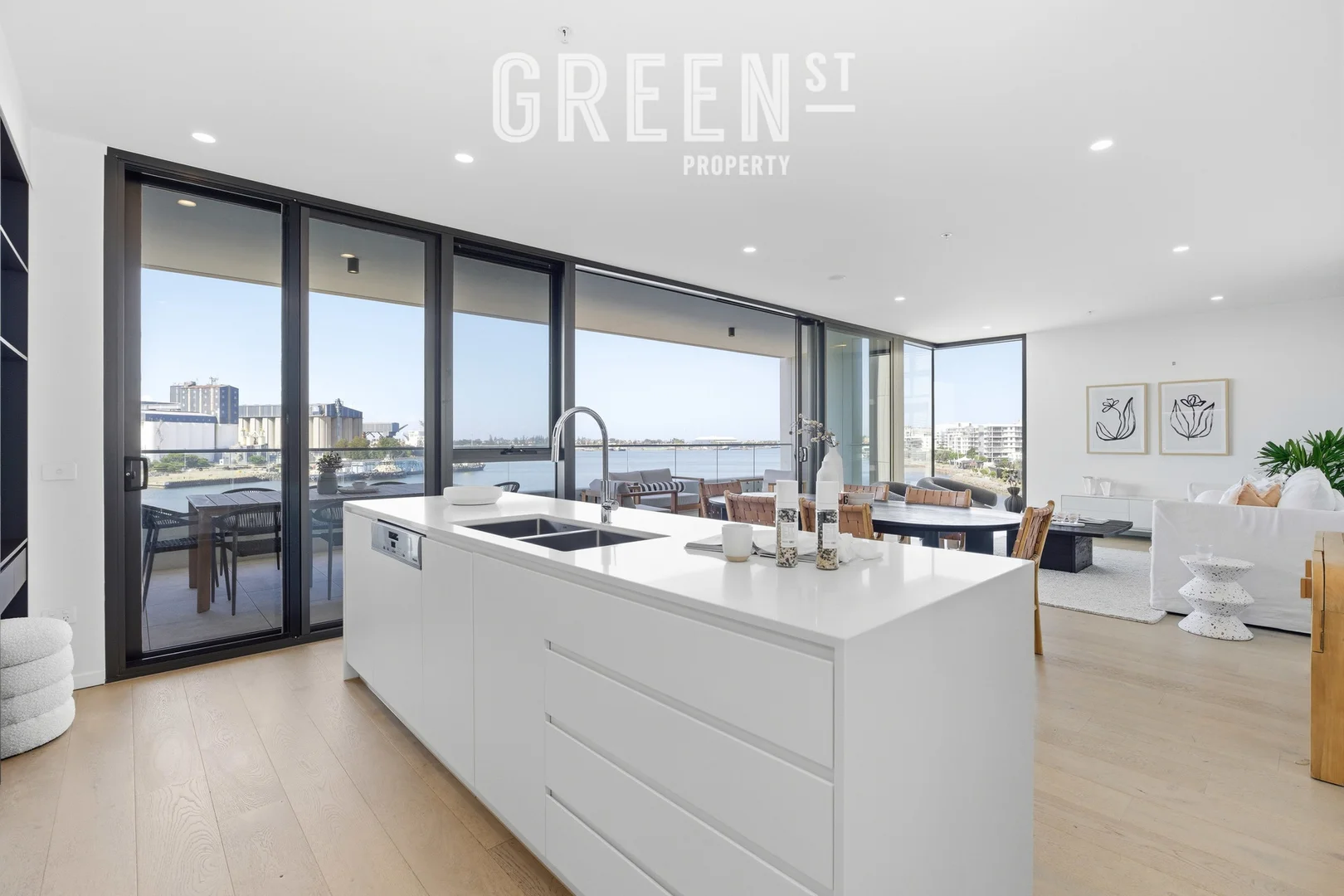 Additional image 7 of 401/45 Honeysuckle Drive, Newcastle NSW 2300