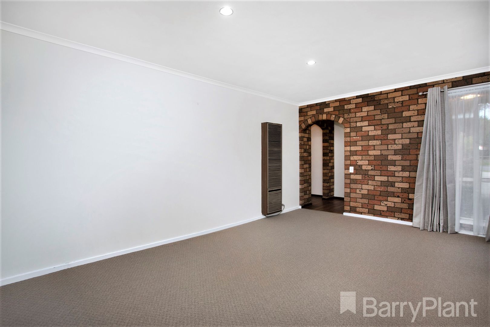 22 Alvie Court, Westmeadows VIC 3049, Image 2