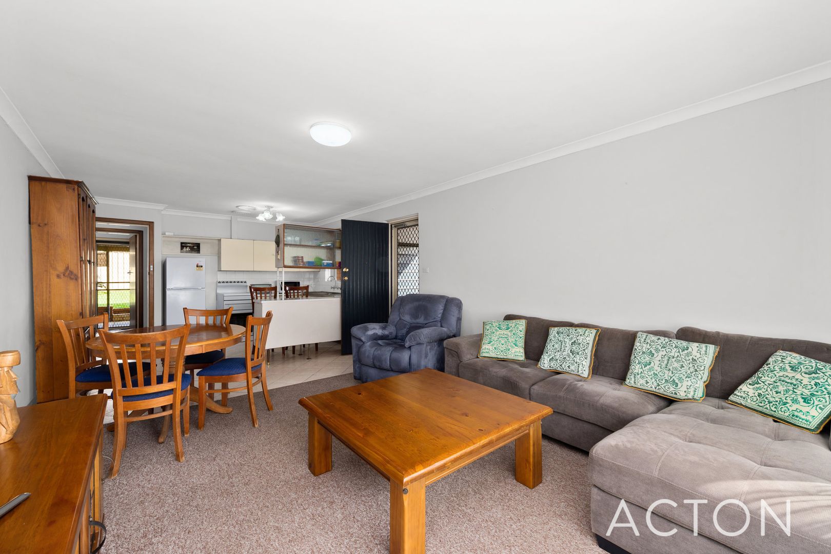 4 Electra Street, Bateman WA 6150, Image 2