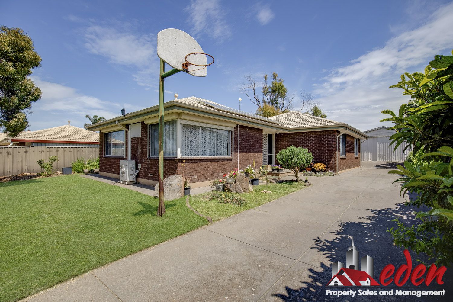 4 bedrooms House in 5 Ivy Street HUNTFIELD HEIGHTS SA, 5163
