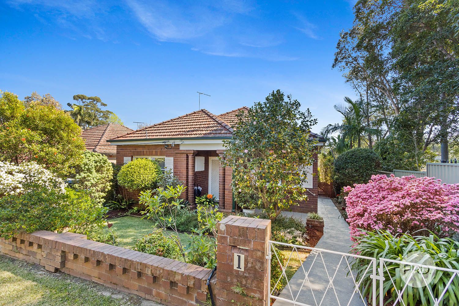 3 bedrooms House in 1 Claremont Street PENSHURST NSW, 2222