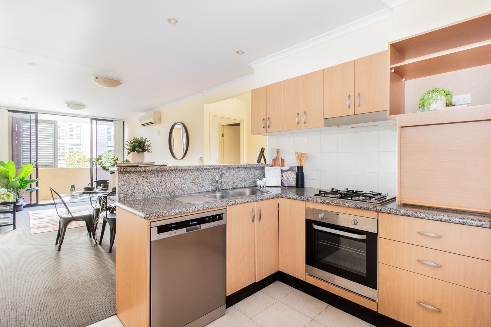 1/14 Macquarie Street, Teneriffe QLD 4005, Image 0