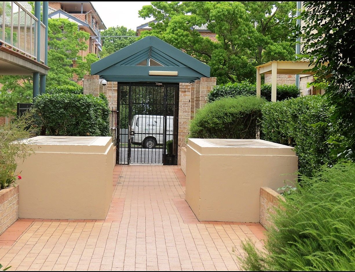 2 bedrooms Apartment / Unit / Flat in 5/68 MACARTHUR STREET PARRAMATTA NSW, 2150
