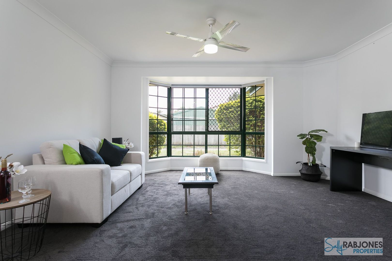 5a Holz Street, Victoria Point QLD 4165, Image 2