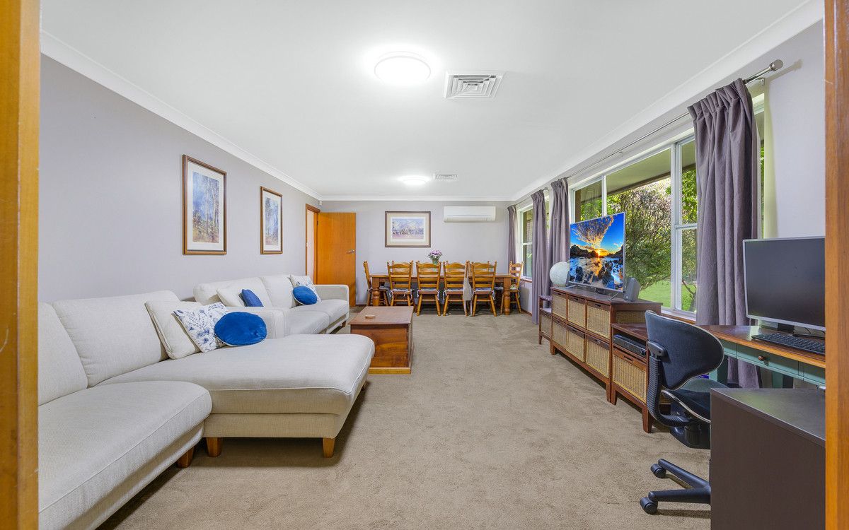 9 Robyn Avenue, South Penrith NSW 2750, Image 2