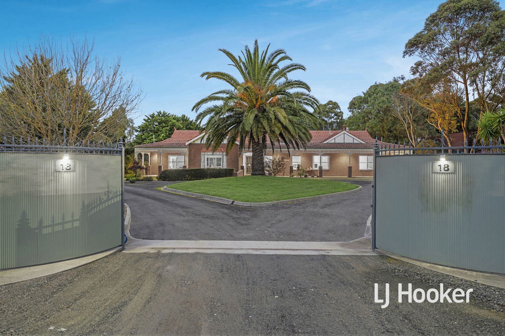 18 Jacques Road, Narre Warren North VIC 3804, Image 1