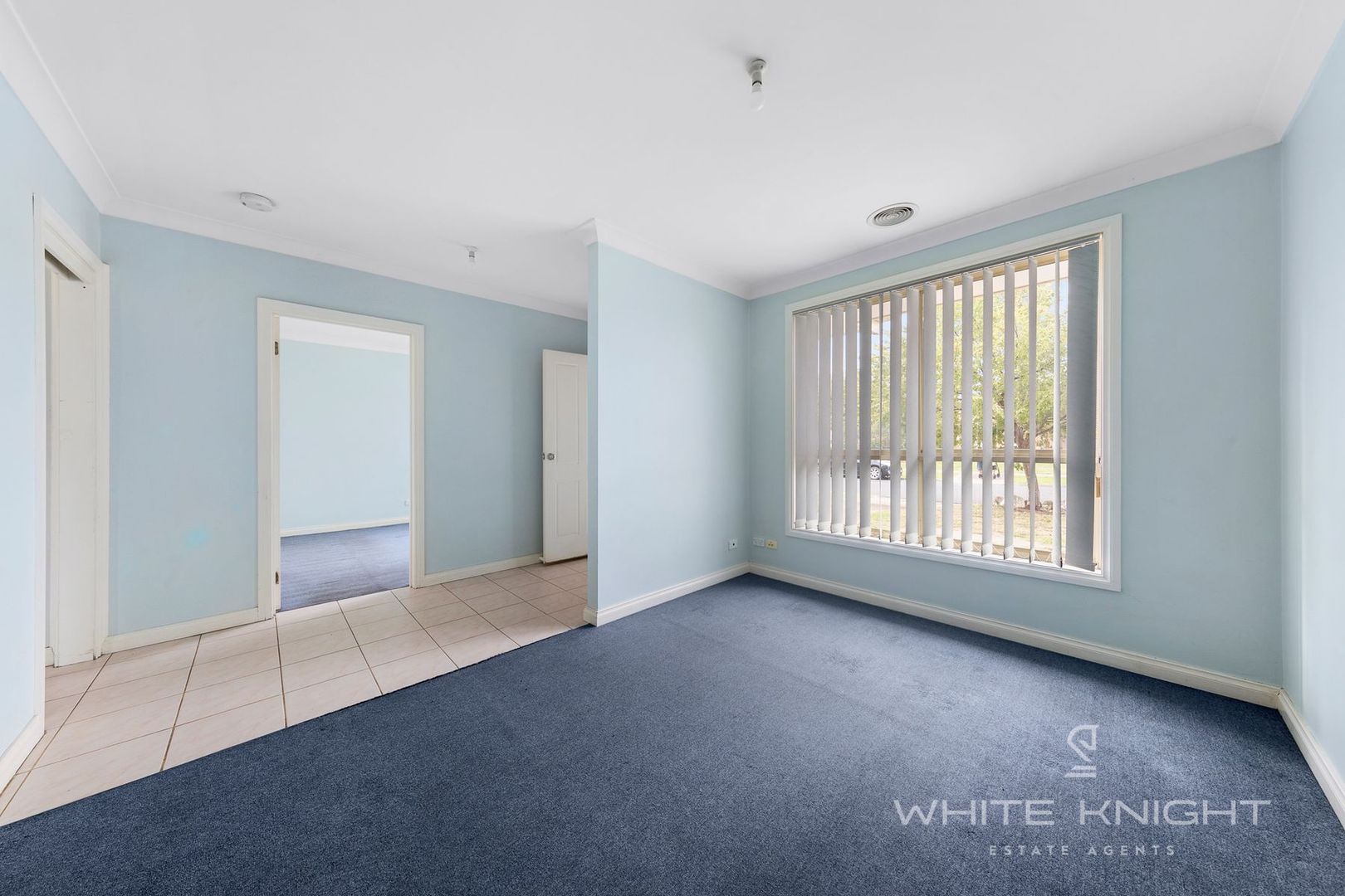 6 McNicholl Way, Delahey VIC 3037, Image 2