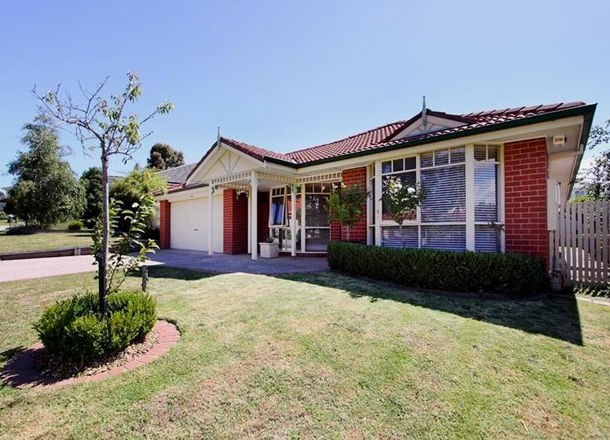 16 Sundown Walk, Frankston South VIC 3199