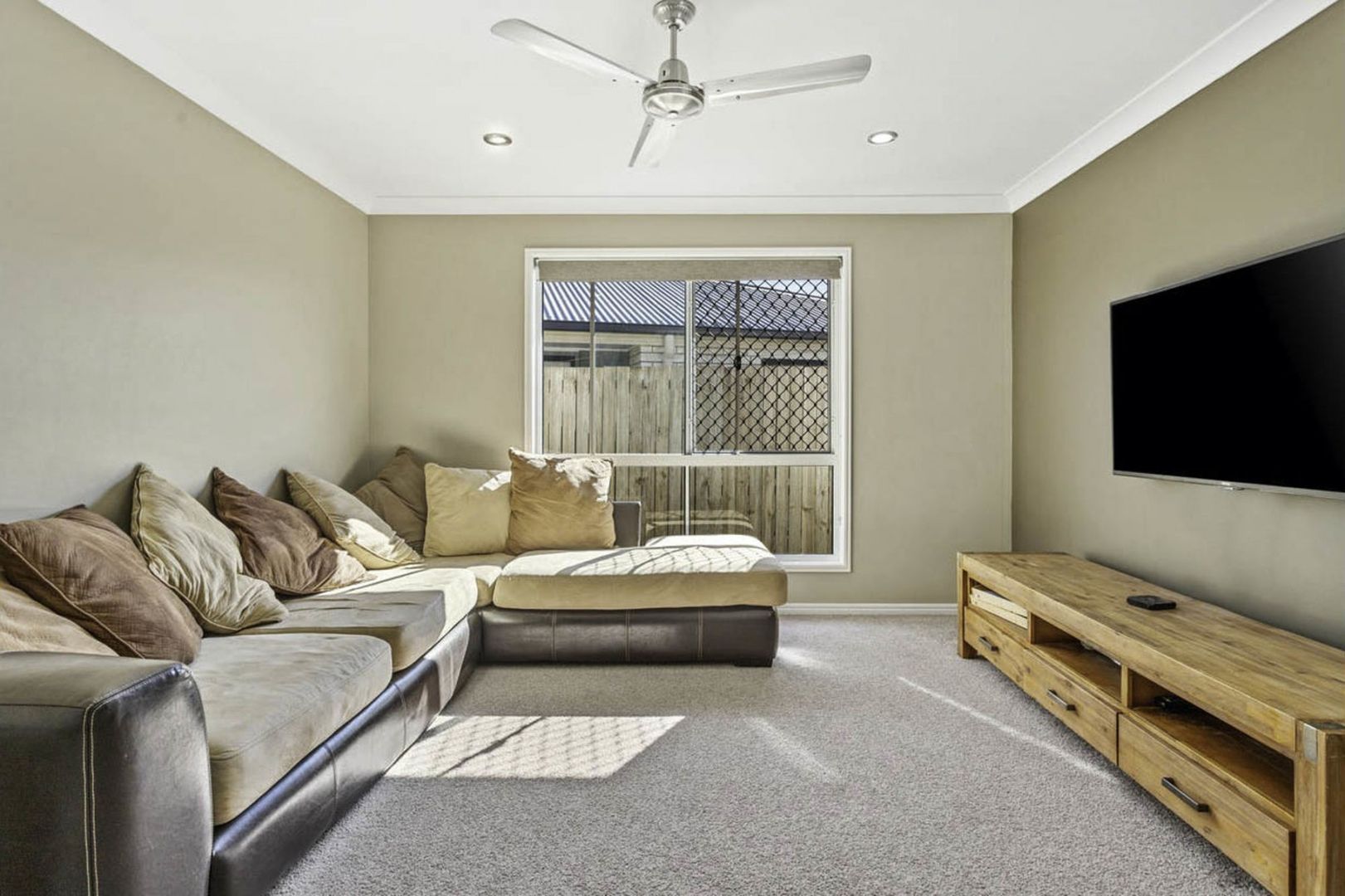 10 Conjola Lane, Waterford QLD 4133 House For Rent Domain