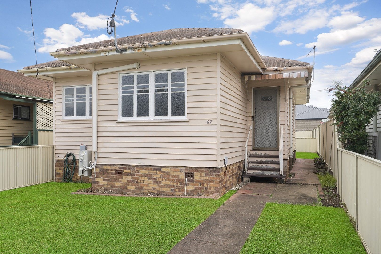 3 bedrooms House in 67 Blinzinger Road BANYO QLD, 4014