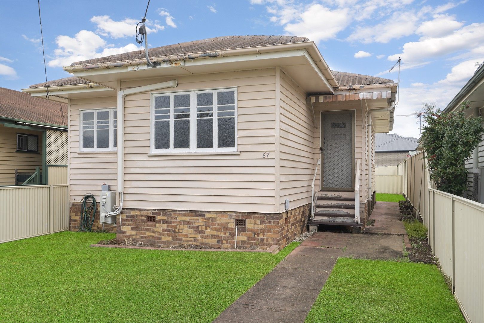 3 bedrooms House in 67 Blinzinger Road BANYO QLD, 4014