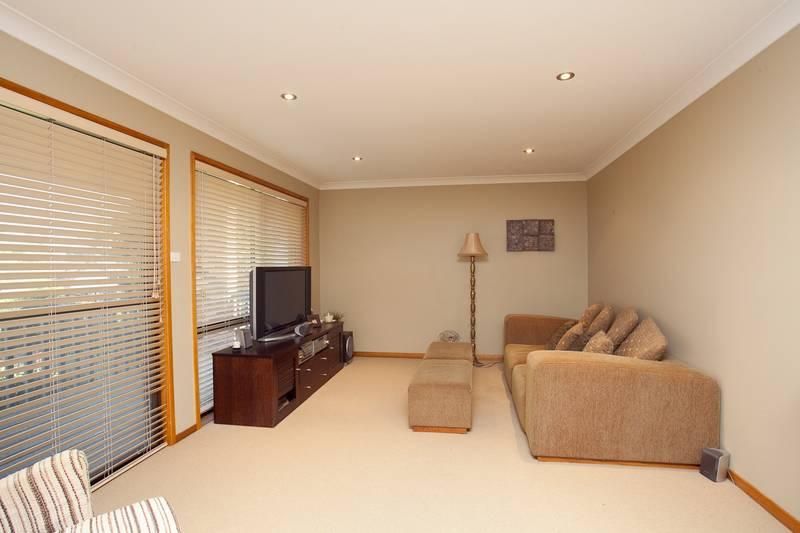 8 Beresford Close, REDHEAD NSW 2290, Image 2