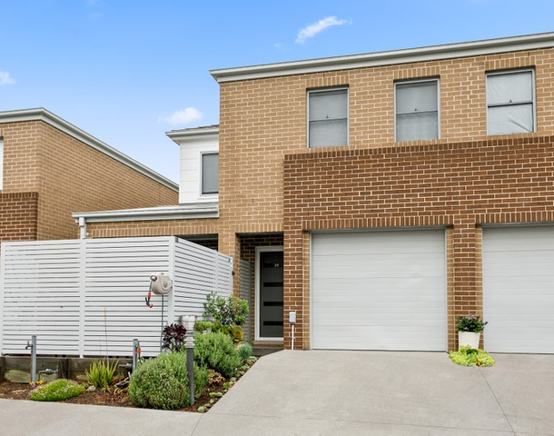 20/15 Park Avenue, Helensburgh NSW 2508