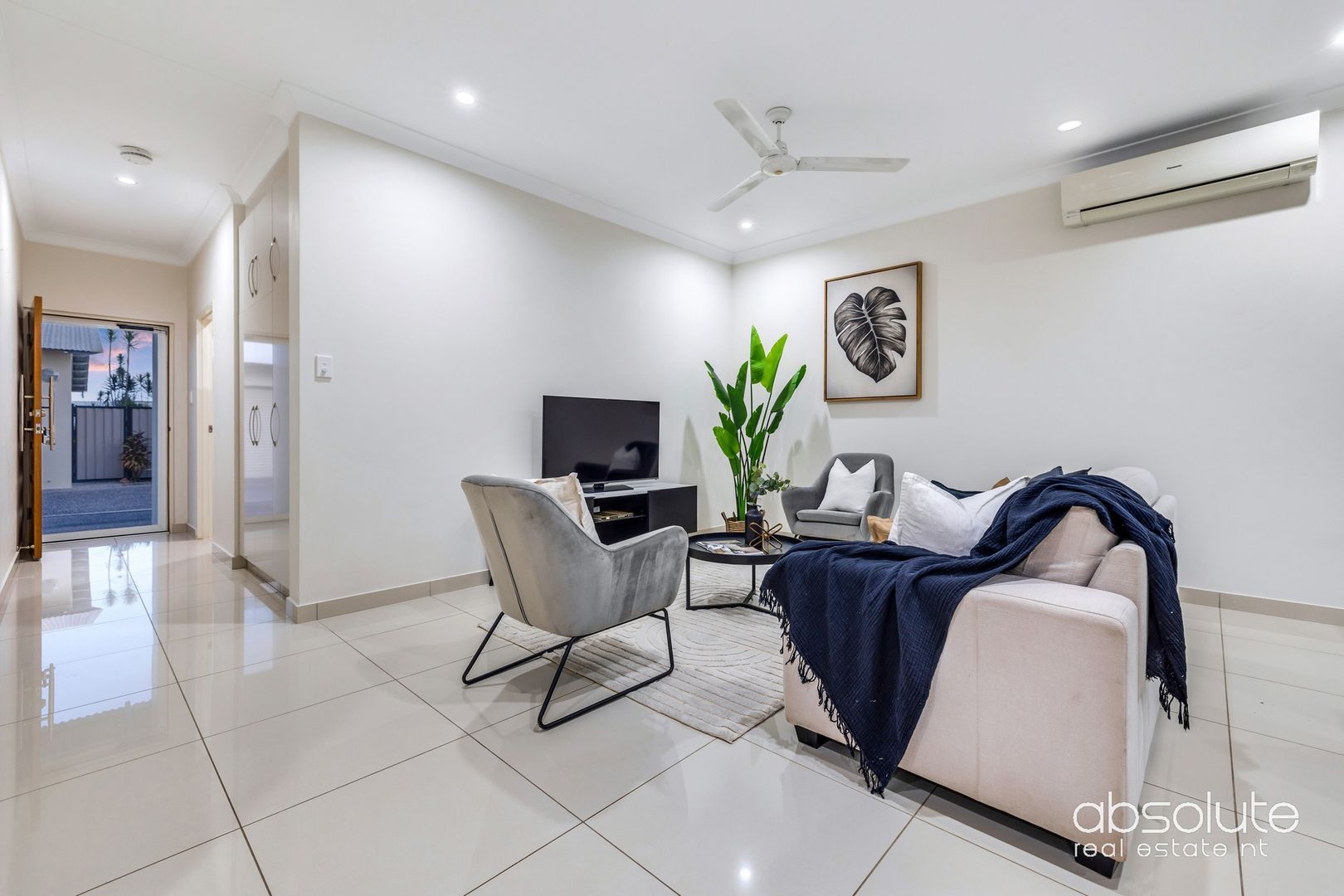 27/21 Hawker Street, Zuccoli NT 0832, Image 2