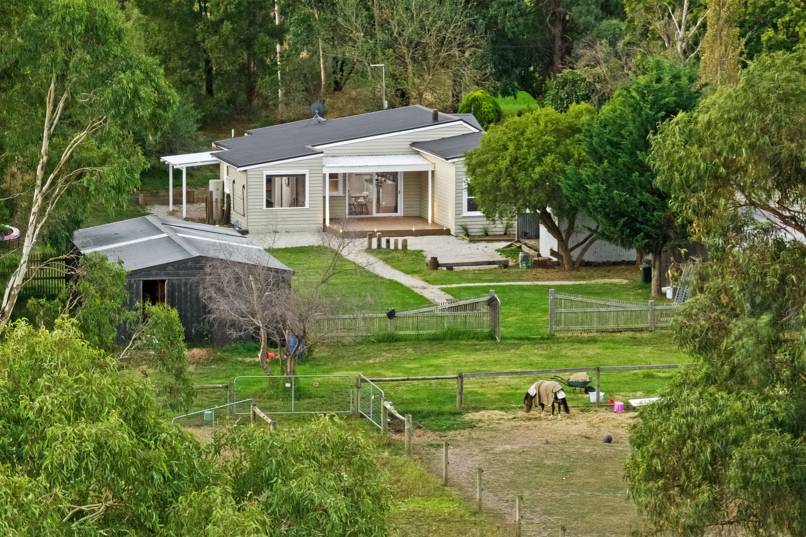 190 Thirteen Mile Road, Garfield VIC 3814 Domain