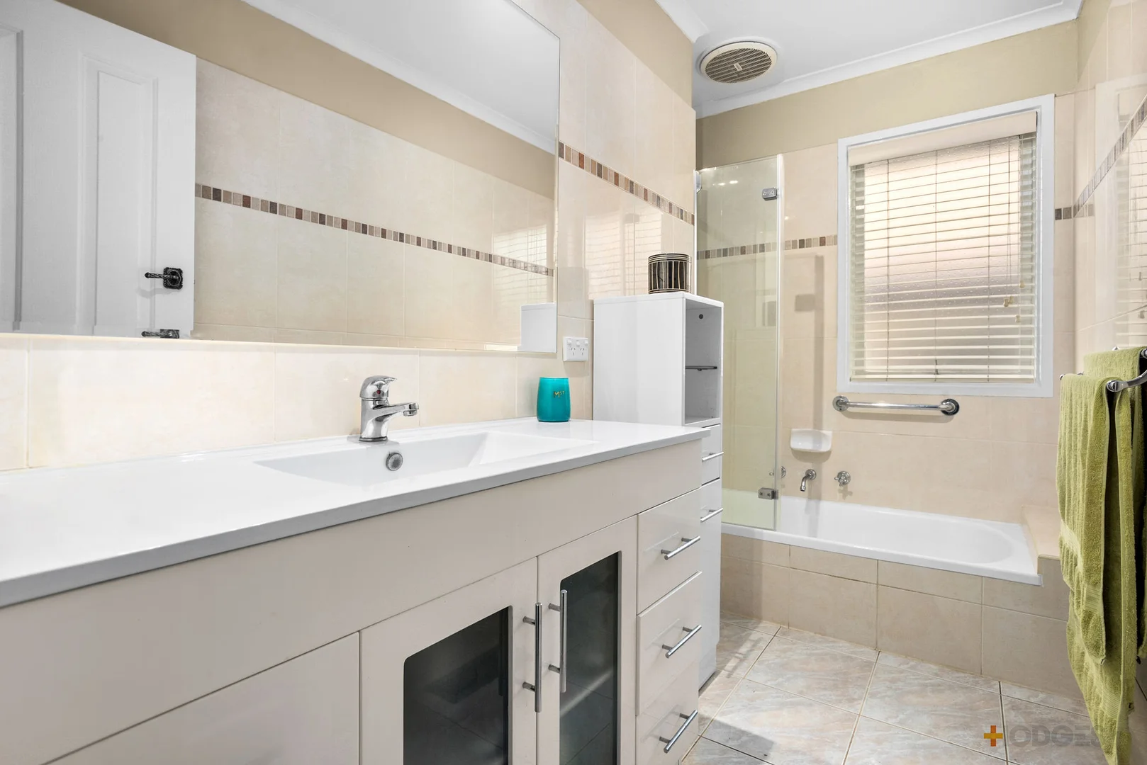 Additional image 7 of 50 Snowdon Drive, Cheltenham VIC 3192