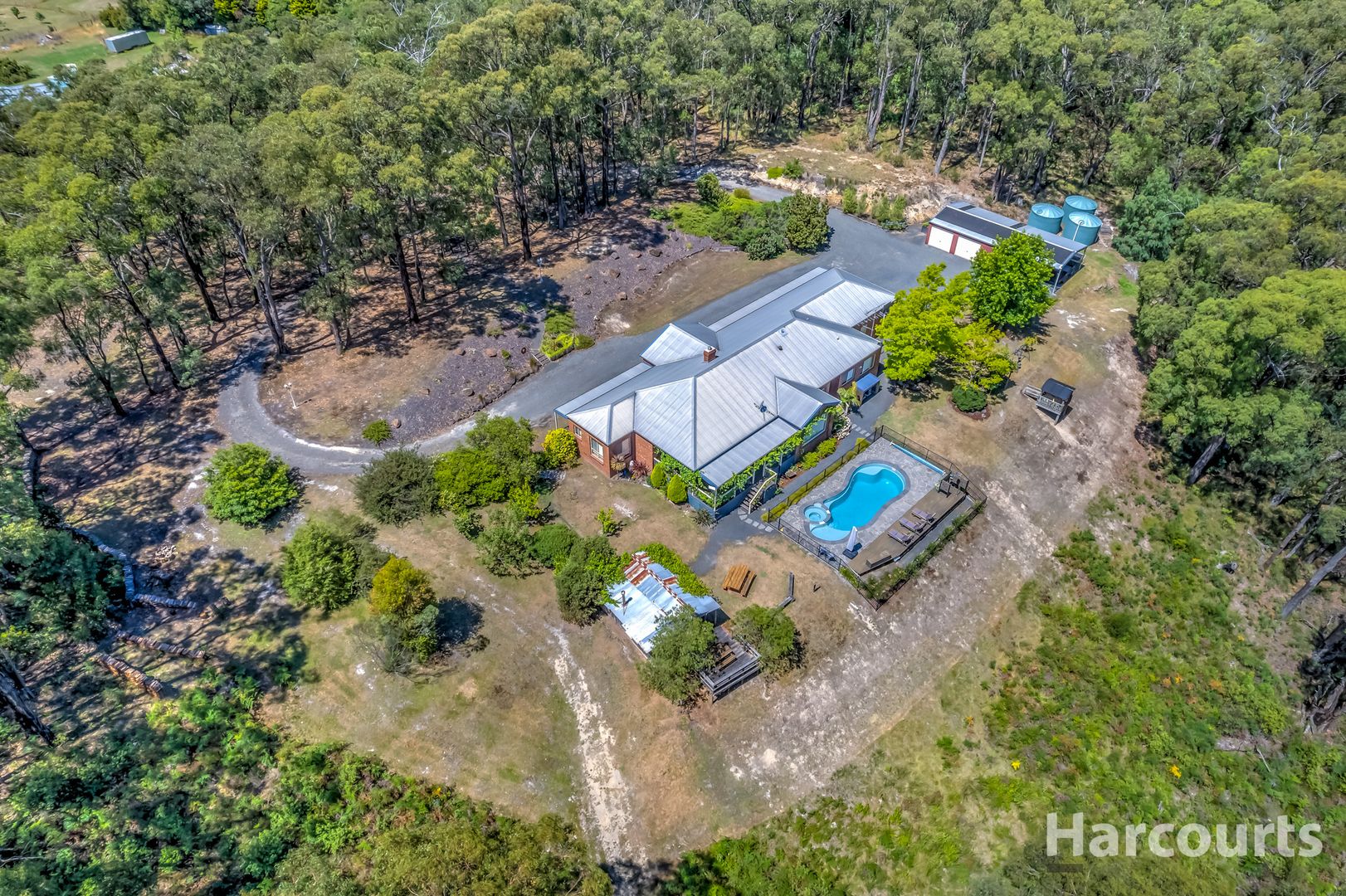 210 Pearces Track, Hernes Oak VIC 3825, Image 2