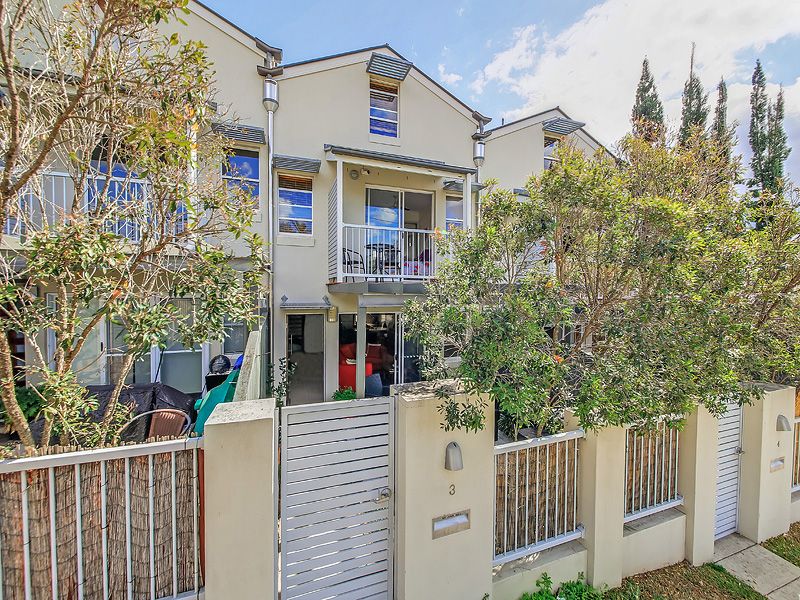 1/69 Molloy Road, Cannon Hill QLD 4170 Townhouse For Rent Domain