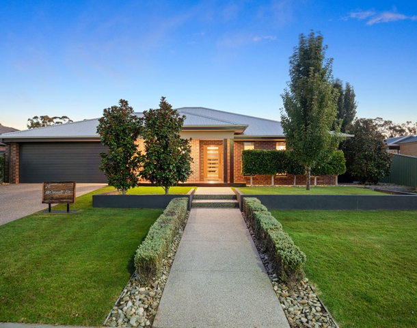 26 Mcconnell Drive, Junortoun VIC 3551