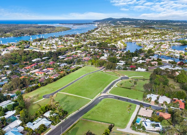 2B Starboard Avenue, Noosaville QLD 4566