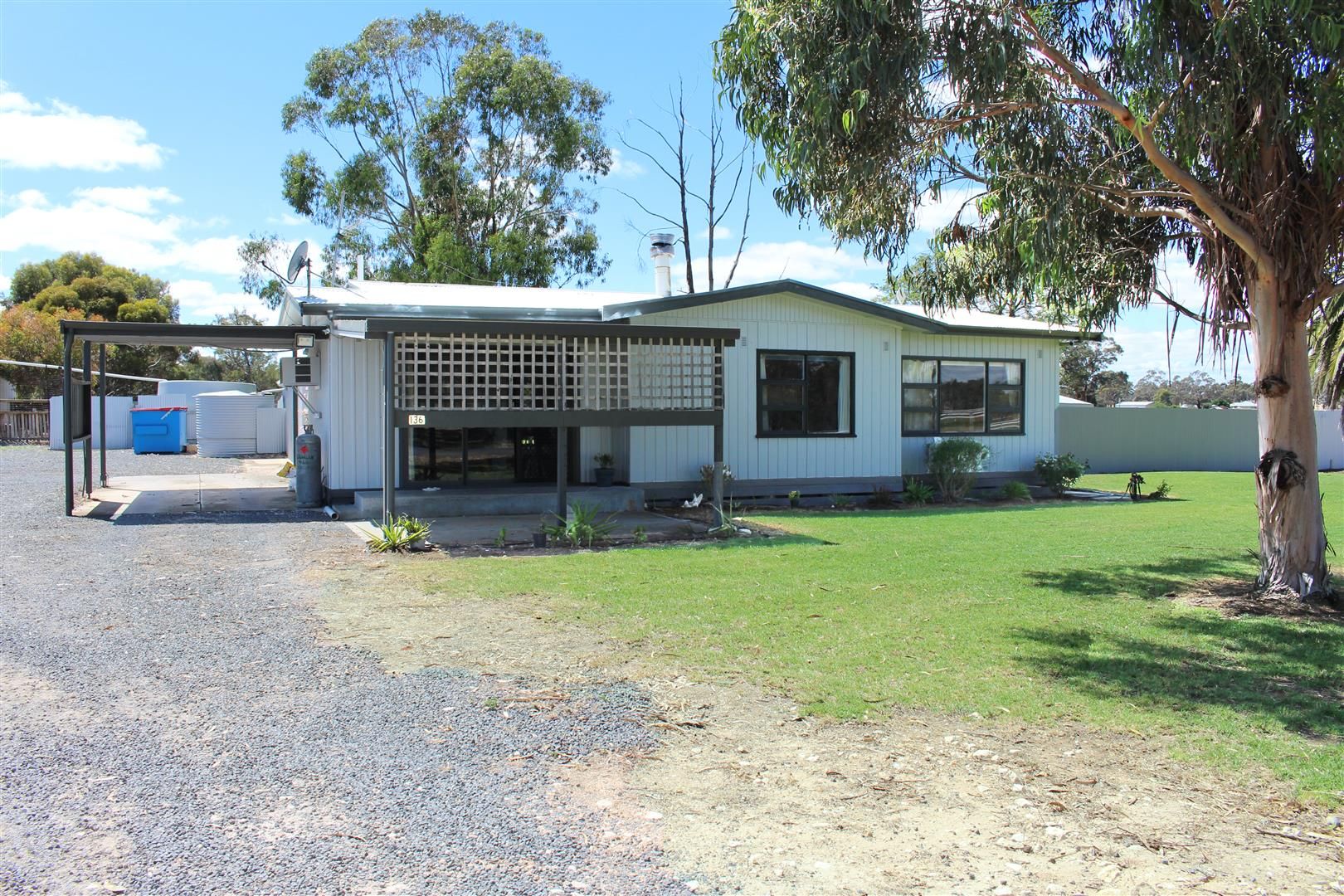 136 Racecourse Road, Bordertown SA 5268, Image 0