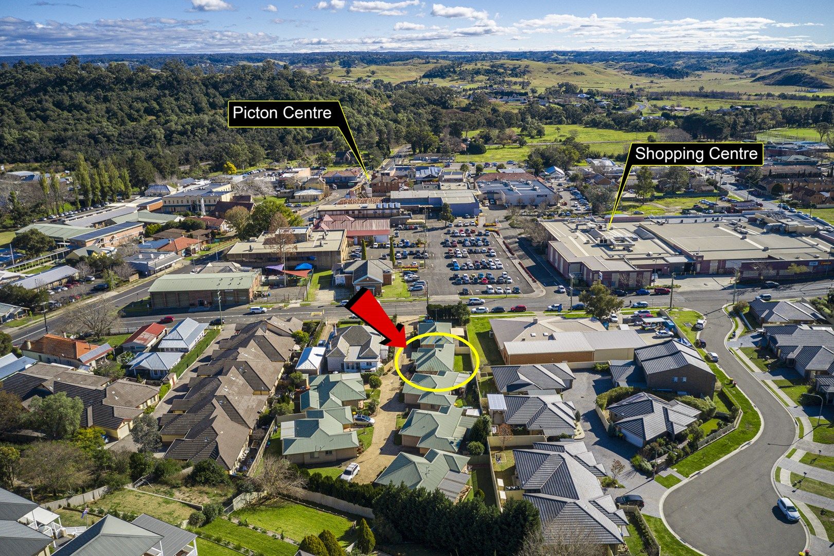 2/9 Colden Street, Picton NSW 2571, Image 0