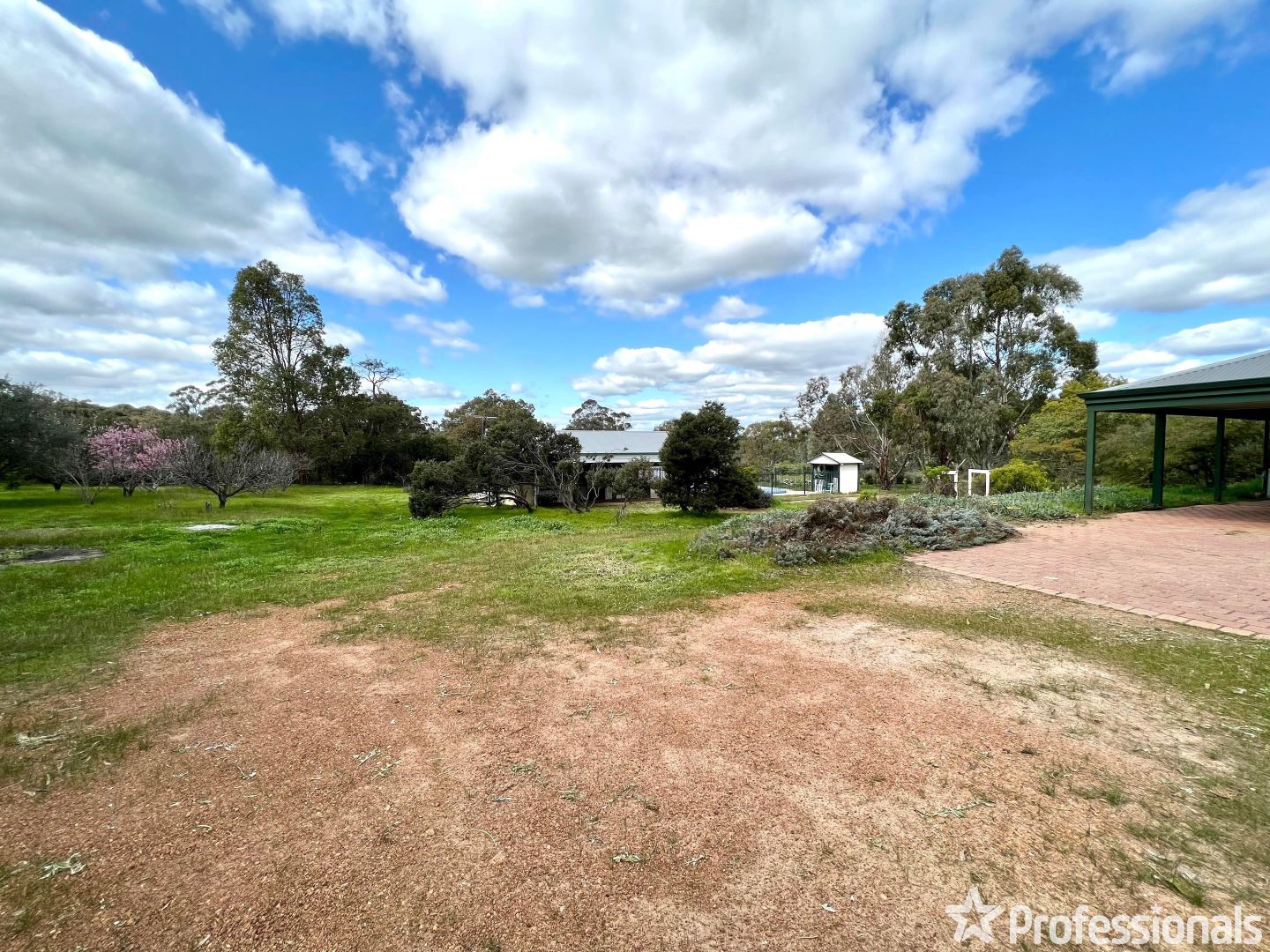 158 Tamma Road, Bakers Hill WA 6562, Image 2